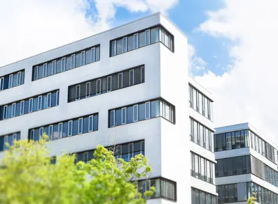 Zarządzanie i administrowanie nieruchomościami Ewa Skrobek